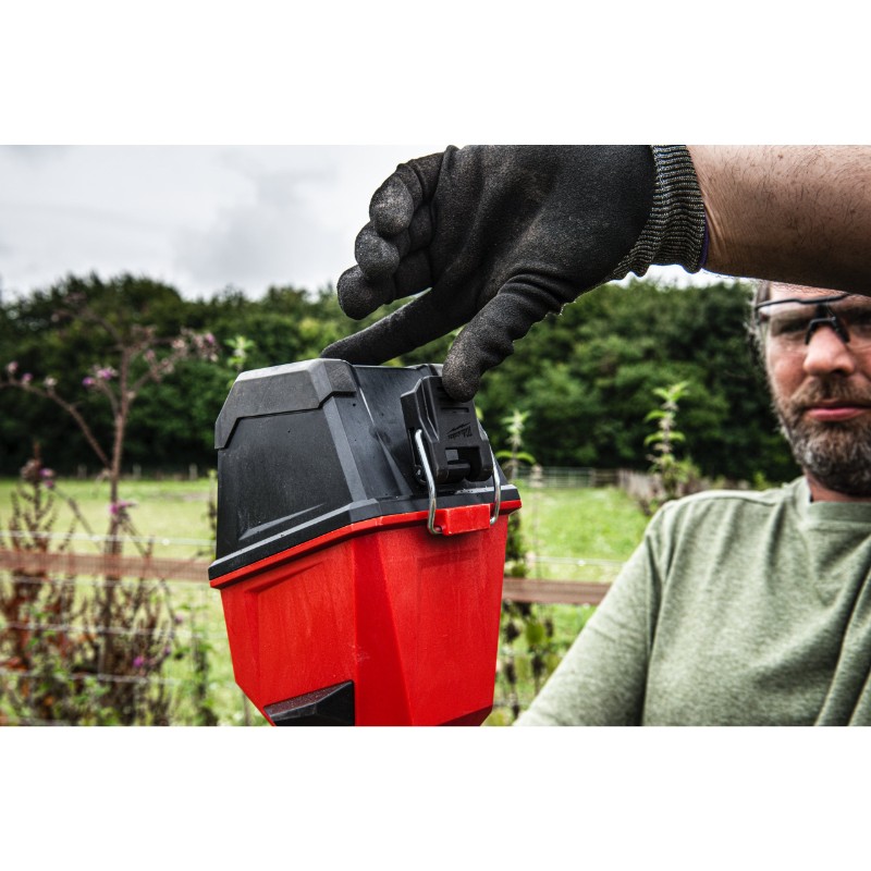 Milwaukee M18 BLSWP-0 M18 Brushless Stick Water Pump - photo 3