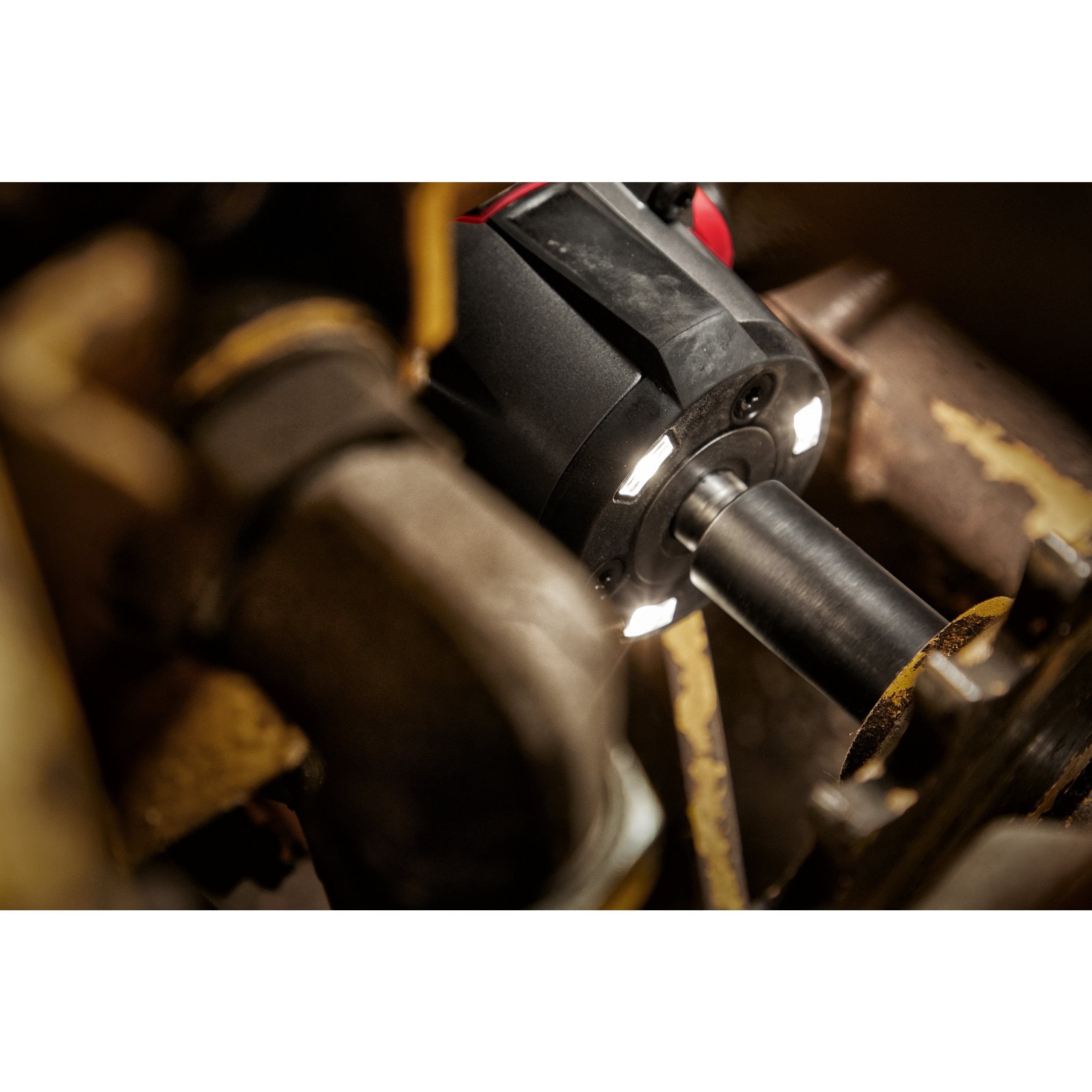 Milwaukee M18FMTIW2F12-502X Mid Impact Wrench In2 - photo 3