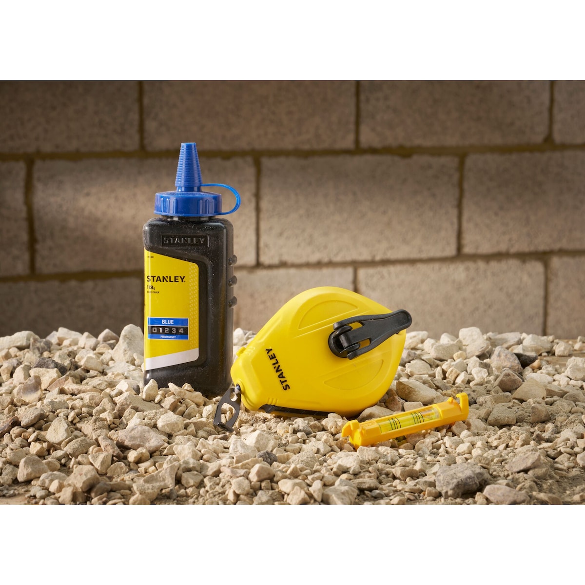 Stanley STHT47113-0 1:1 Plast Kit W/ Blue Chalk And Level - photo 2