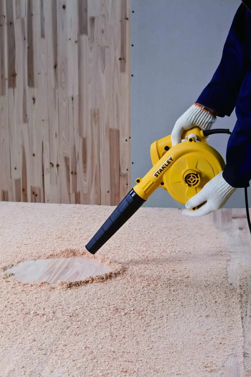 Stanley STPT600-IN 600W Variable Speed Blower - photo 3