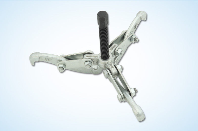 Taparia BP 303 Bearing Pullers Description: 3 Legs; Size: 3